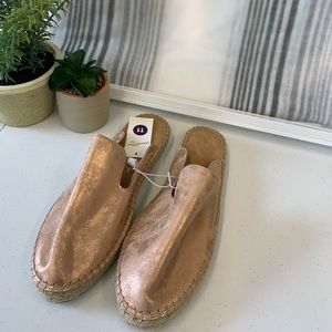 NWT Universal Thread Women’s sandals size 11 #22